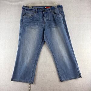 Akademiks Akdmks Vintage Y2K Women’s Capri Jeans Size 30 Light Wash Summer BBQ